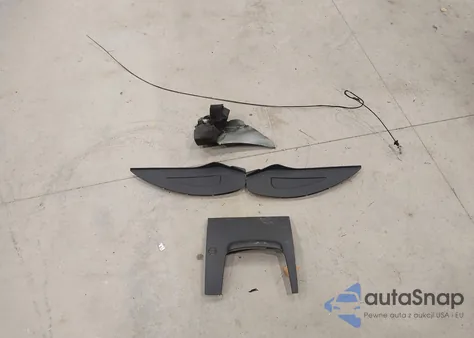 2014 Jeep Wrangler Unlimited Sport z USA, uszkodzony, nr VIN 1C4BJWDG3EL320709